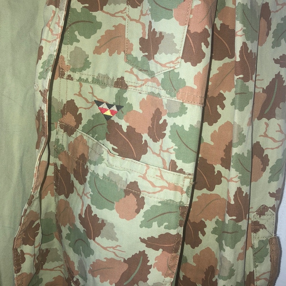 USED MENS KARMALOOP JACKET - Picture 5 of 5